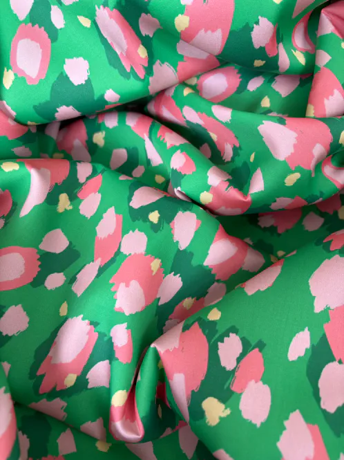 Hovedbilde NYHET! Viskose satin, eng - grønn/rosa