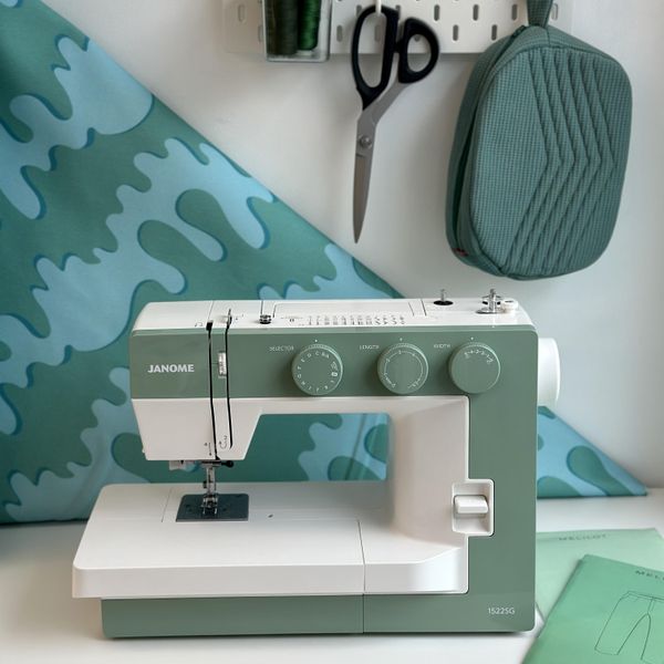 Hovedbilde LIMITED EDITION! Janome 1522, Smokey Green 